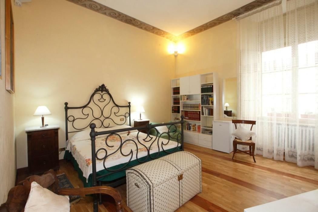 Residenza D'Epoca Montanini Bed and Breakfast Siena Exterior foto